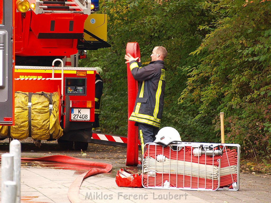 Feuer Kueche Koeln Neu Brueck Heinrich Lerschstr P318.JPG